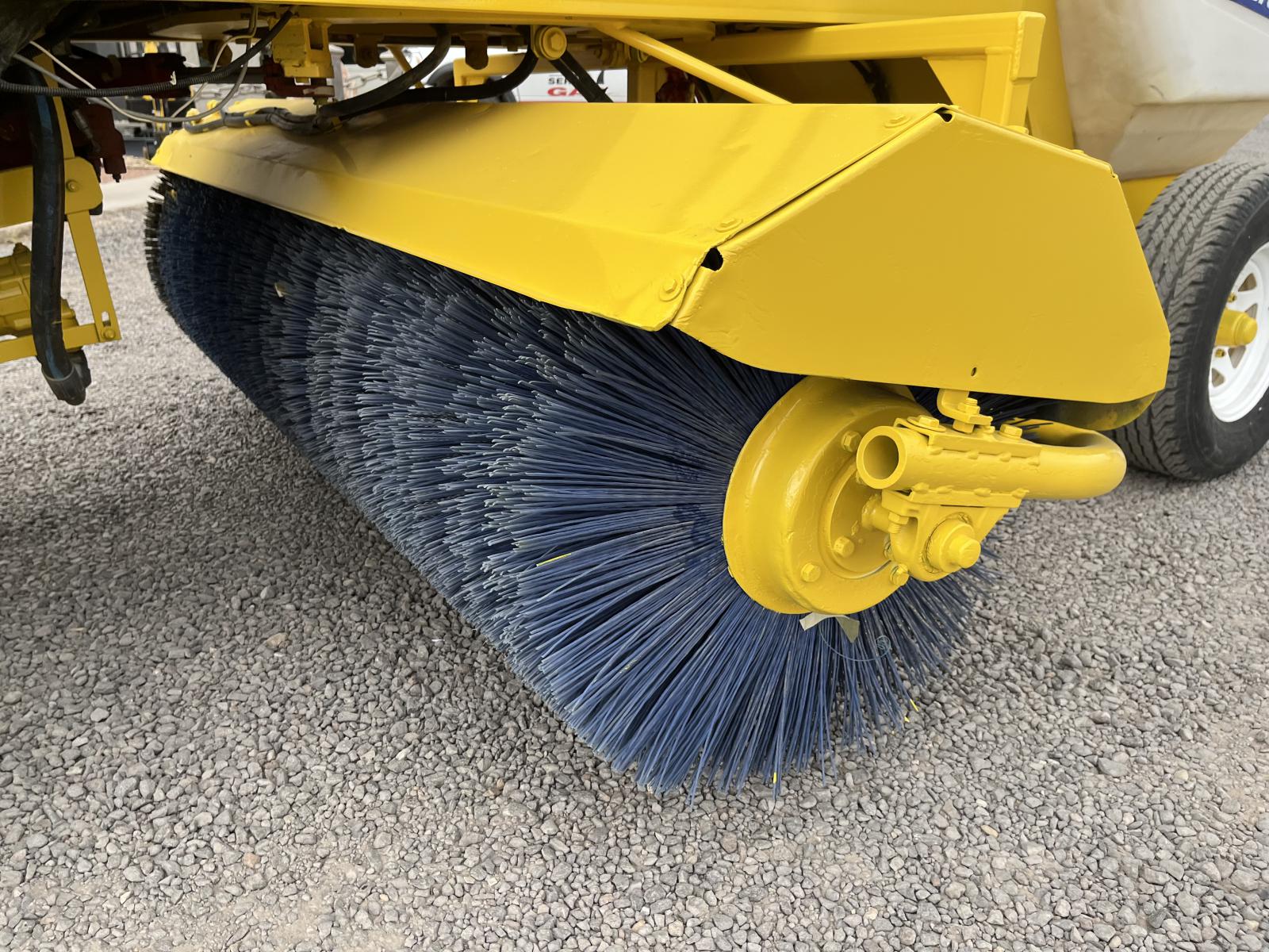 ./imagenes/INVOICE/2019/15733/SUPERIOR BROOM DT80 (7).JPG